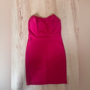 Elegant Red Strapless Dress